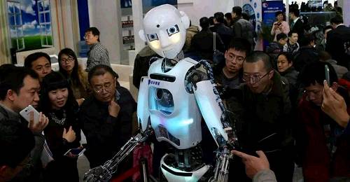 新华社:人工智能叩未来之门－－2016世界机器人大会精彩瞬间
